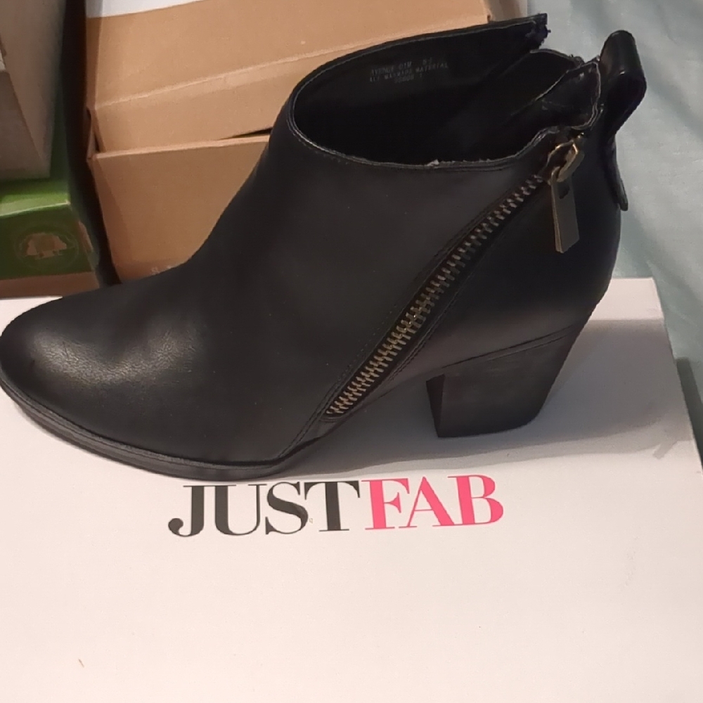 JustFab Black Ankle Booties Sleek and Stylish